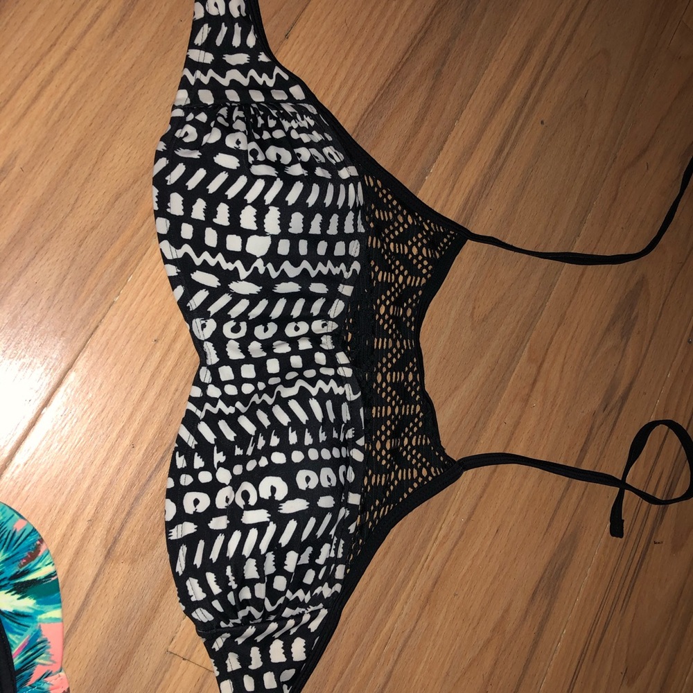 super cute swim tops! & GUARD SUIT